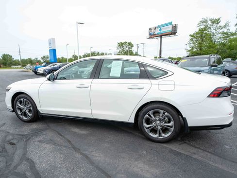 Certified 2025 Honda Accord EX-L image 4
