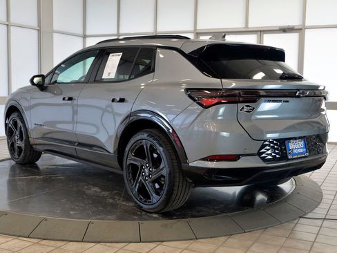 Certified 2024 Chevrolet Equinox EV RS image 6