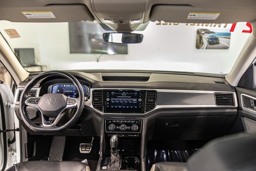 Used 2021 Volkswagen Atlas SEL Premium R-Line AWD/4WD image 36