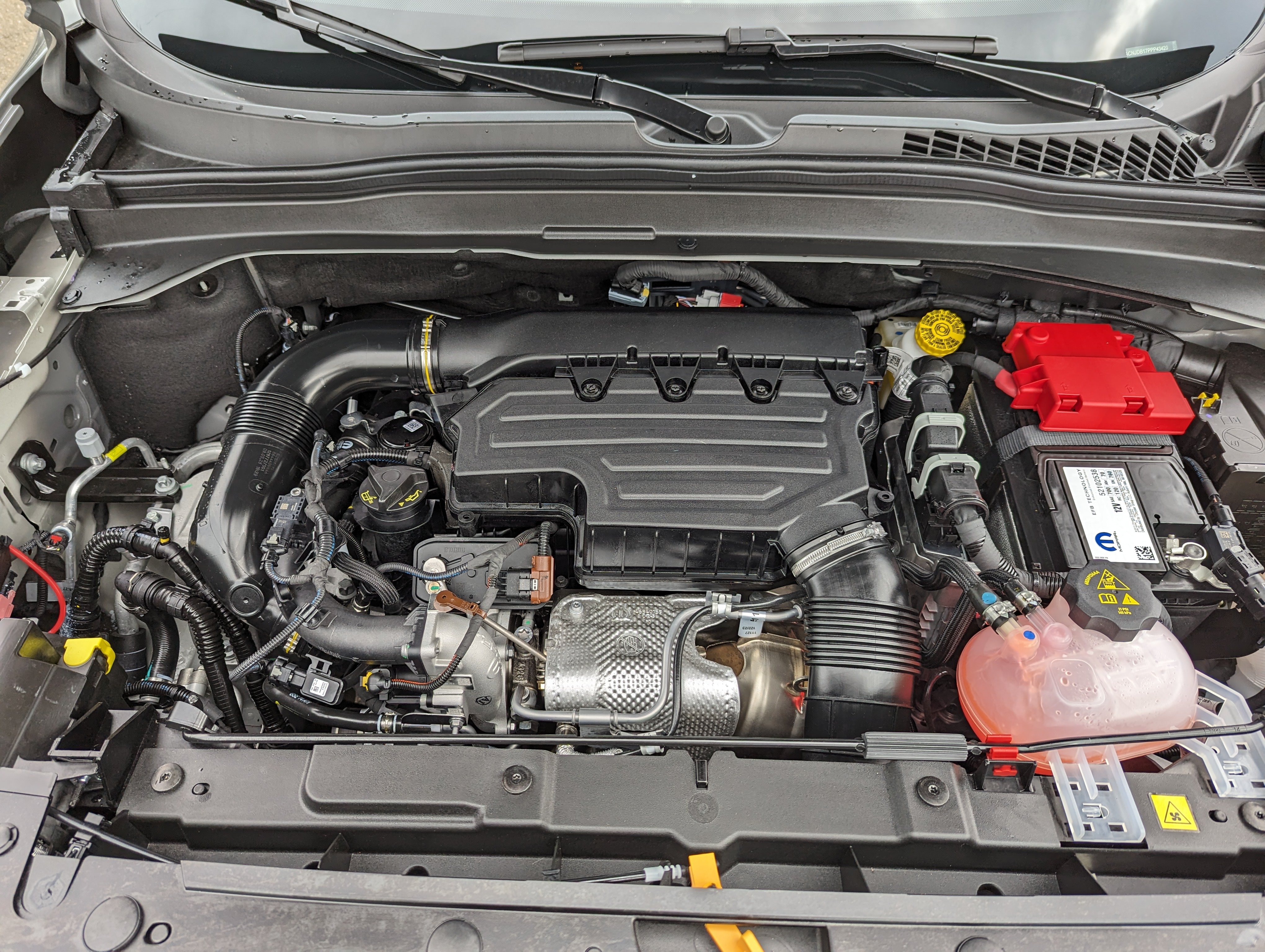 Used 2023 Jeep Renegade Latitude AWD/4WD image 8