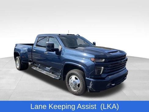 Used 2021 Chevrolet Silverado 3500 High Country w/ Technology Package image 9