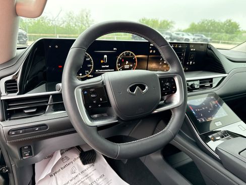 Used 2026 INFINITI QX80 Pure w/ Cargo Package RWD image 11