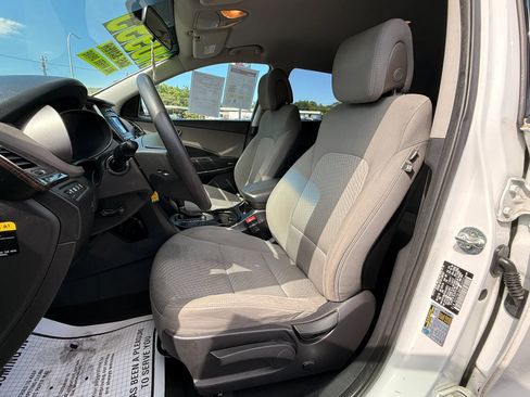 Used 2017 Hyundai Santa Fe Sport AWD/4WD image 9