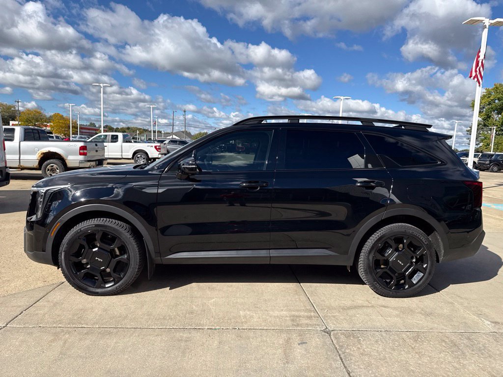 Used 2024 Kia Sorento SX AWD/4WD image 3