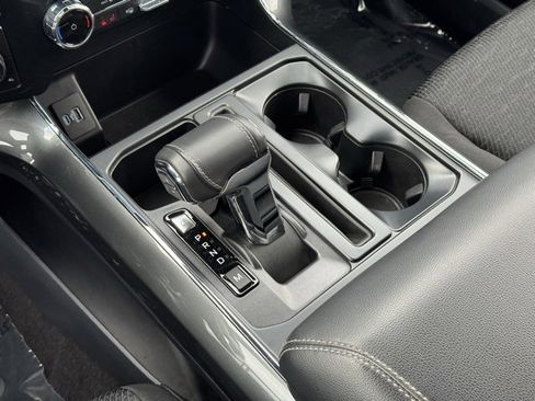 Certified 2022 Ford F150 XLT w/ Equipment Group 302A High image 16