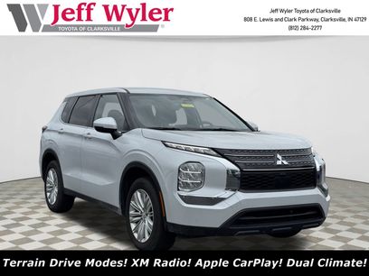 Used 2024 Mitsubishi Outlander ES