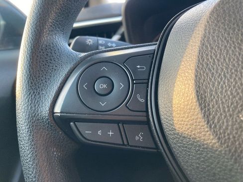 Used 2023 Toyota Corolla LE image 11