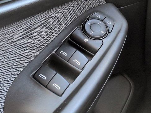 Used 2025 Chevrolet TrailBlazer LT w/ Driver Confidence Package FWD image 21