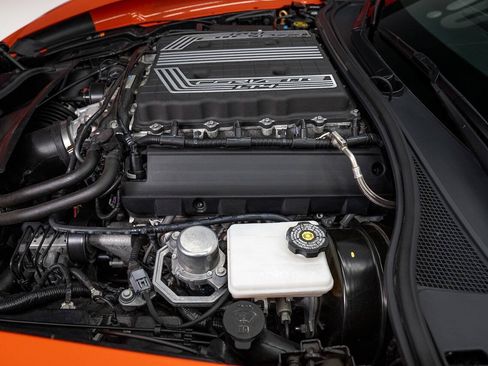Used 2019 Chevrolet Corvette Z06 RWD image 17