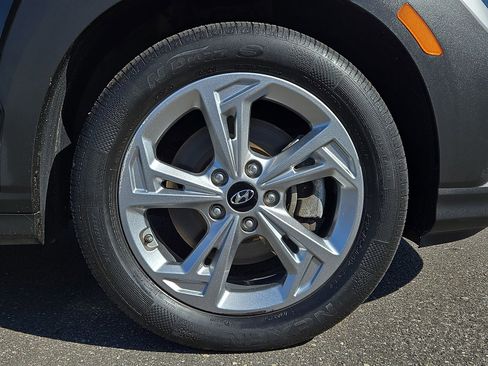 Used 2023 Hyundai Kona SEL image 32