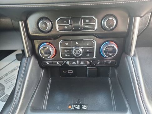 Used 2023 Chevrolet Tahoe LT image 16