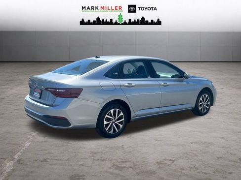 Used 2024 Volkswagen Jetta S FWD image 5