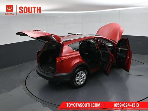 Used 2015 Toyota RAV4 LE AWD/4WD image 49