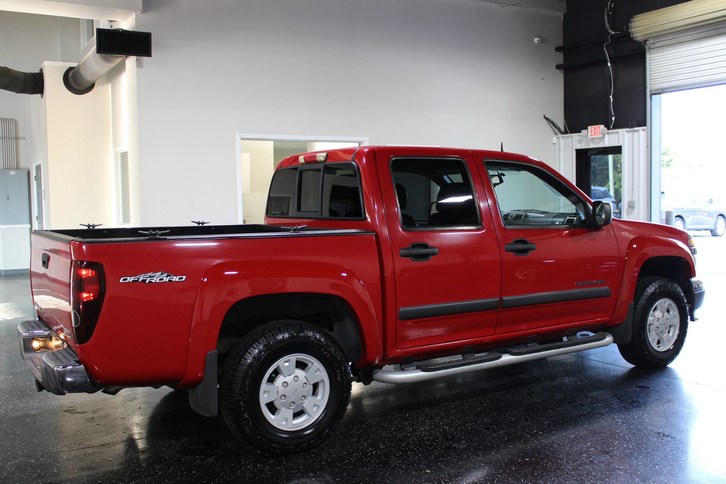 Used 2005 GMC Canyon SLE w/ Safe And Sound Package RWD image 3