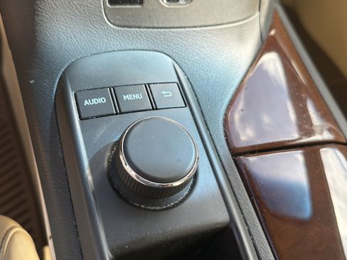 Used 2013 Lexus RX 350 FWD w/ Premium Pkg image 29