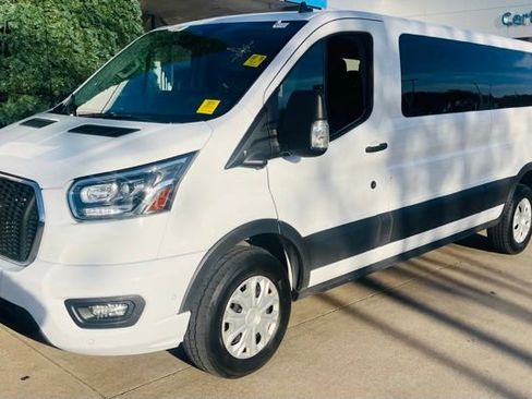 Used 2023 Ford Transit 350 XLT image 6