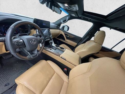 Used 2025 Lexus LX 600 4WD w/ Accessory Package (Z1) image 13