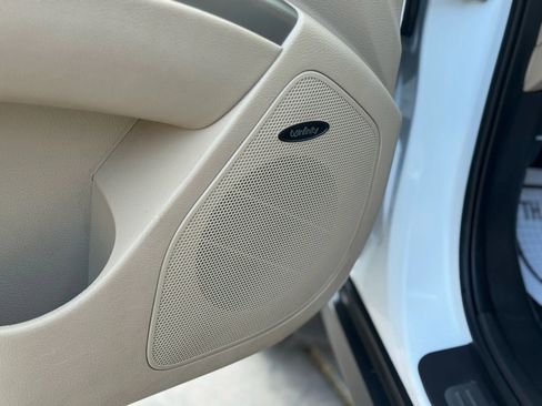 Used 2012 Hyundai Santa Fe Limited image 13