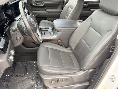 Used 2023 GMC Sierra 1500 SLT w/ SLT Premium Plus Package AWD/4WD image 19