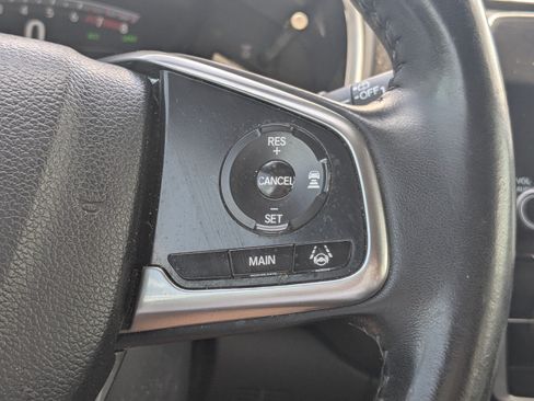 Used 2018 Honda CR-V Touring image 28