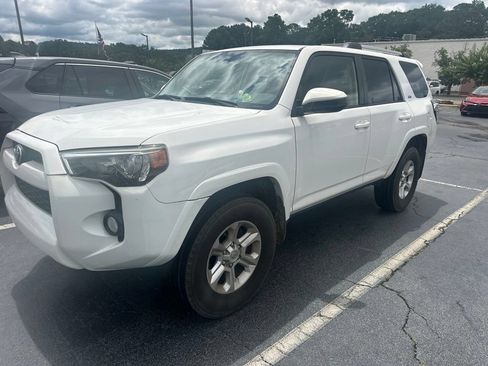 Used 2019 Toyota 4Runner SR5 AWD/4WD image 1