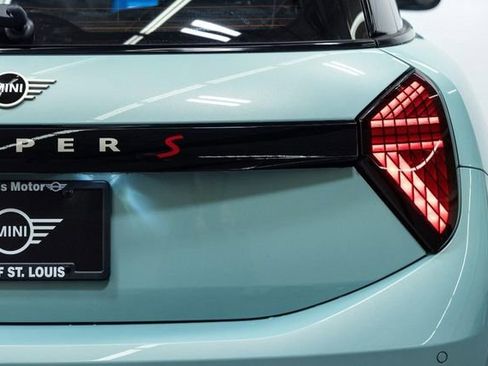 New 2026 MINI Cooper S image 8