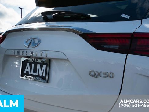 Used 2021 INFINITI QX50 Luxe w/ Cargo Package image 7