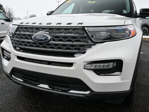 Certified 2023 Ford Explorer XLT w/ Equipment Group 202A image 11