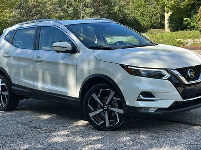 Certified 2022 Nissan Rogue Sport SL w/ Premium Package
