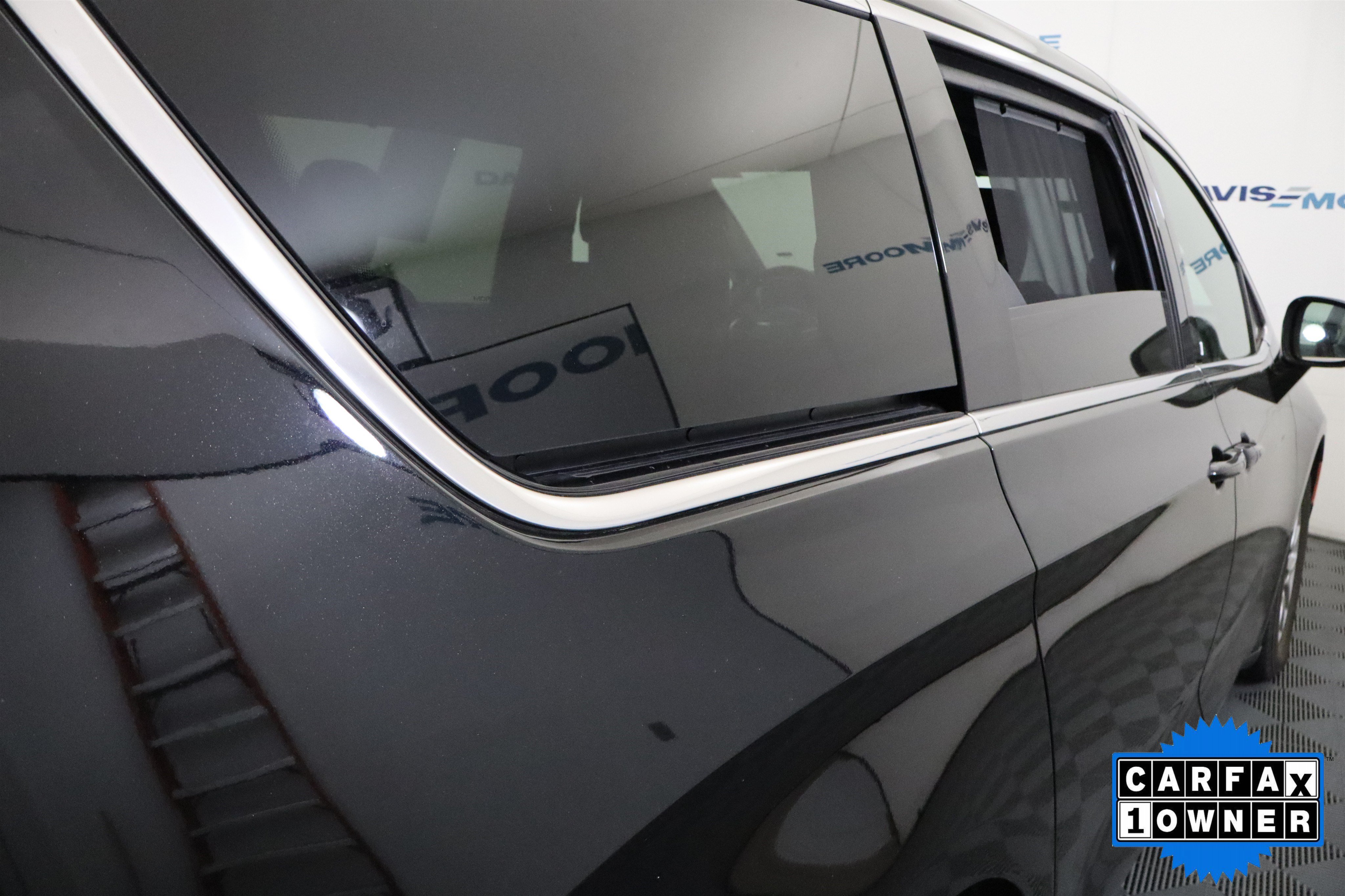 Used 2025 Chrysler Pacifica Select FWD image 7