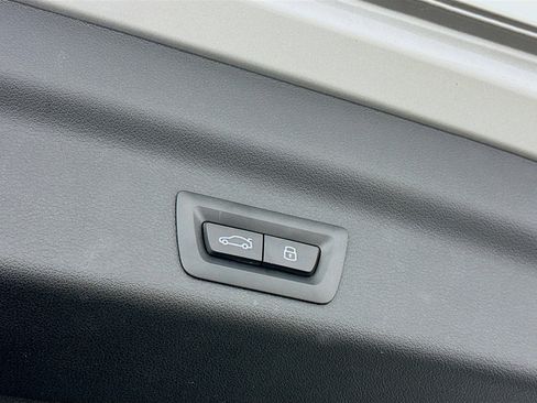 Used 2024 BMW X1 xDrive28i w/ Convenience Package image 31