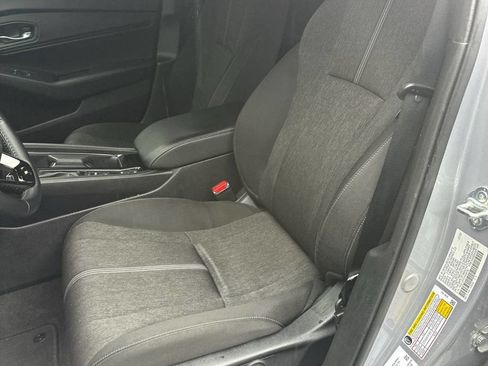 Used 2023 Honda Accord Sport image 2
