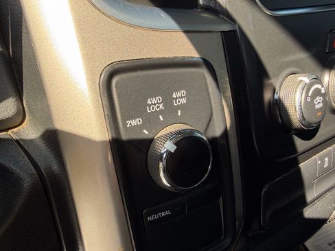 Used 2016 RAM 2500 SLT w/ Protection Group AWD/4WD image 27
