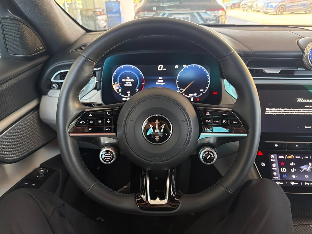 Certified 2023 Maserati Grecale Folgore AWD/4WD image 13