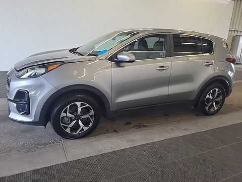 Used 2021 Kia Sportage LX FWD image 2