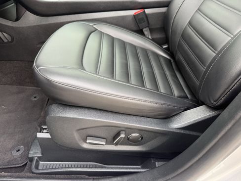 Used 2019 Ford Edge SEL w/ Equipment Group 201A image 30