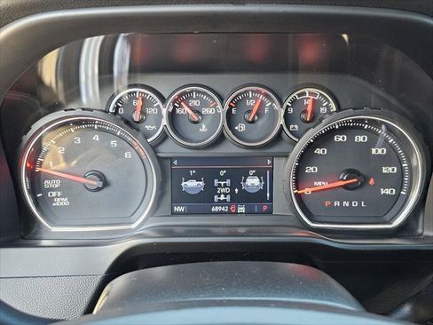 Used 2021 Chevrolet Silverado 1500 LT Trail Boss w/ Convenience Package II image 13