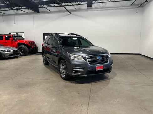 Used 2020 Subaru Ascent Limited w/ Technology Package image 1