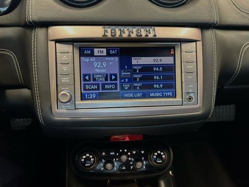 Used 2012 Ferrari California RWD image 18