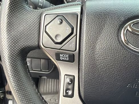 Used 2022 Toyota Tacoma SR5 image 22