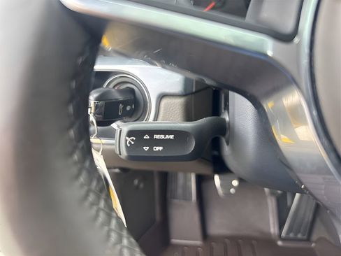 Used 2018 Porsche 911 Carrera image 14