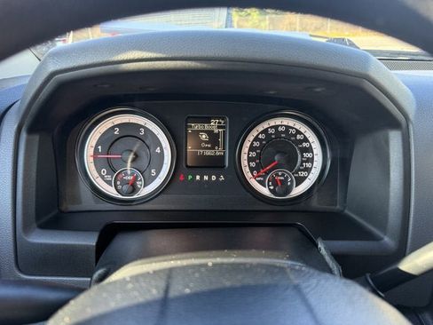 Used 2015 RAM 3500 Tradesman w/ Chrome Appearance Group image 14