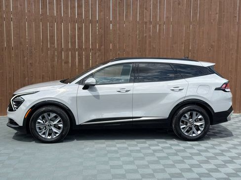 Used 2025 Kia Sportage SX FWD image 15