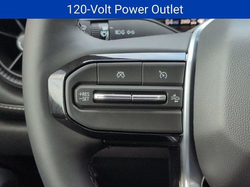 New 2026 Chevrolet Colorado LT w/ LT Convenience Package AWD/4WD image 11