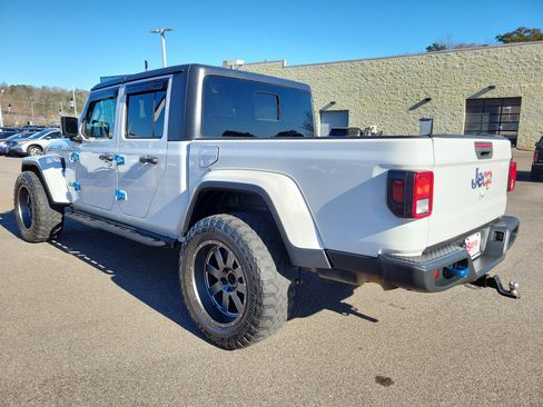 Used 2021 Jeep Gladiator Willys image 23