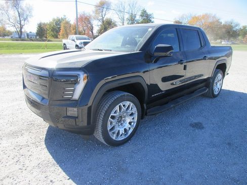 New 2026 GMC Sierra EV Elevation image 9
