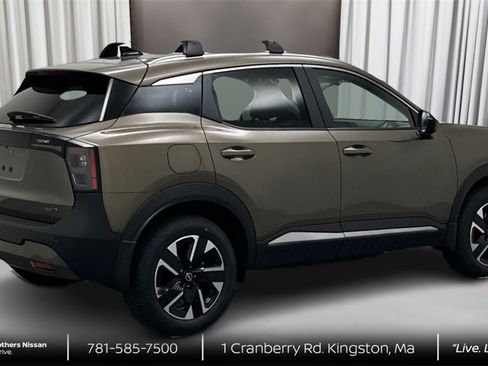 New 2026 Nissan Kicks SV w/ SV Premium Package image 5