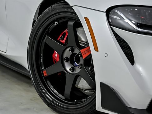 Used 2023 Toyota Supra image 4