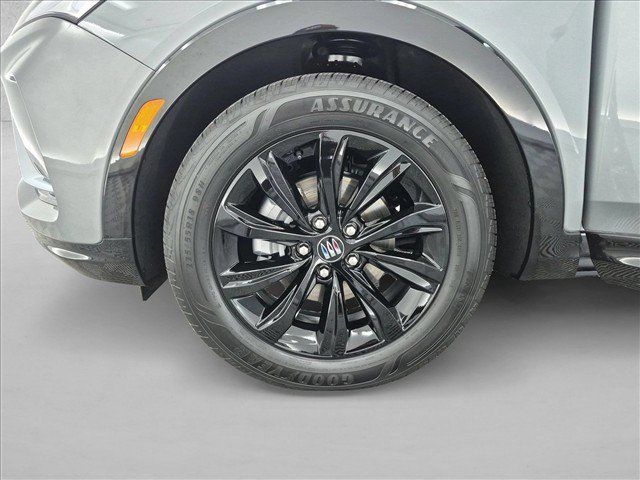 Used 2024 Buick Envista Sport Touring w/ Convenience I Package FWD image 26