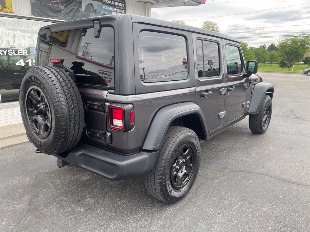Used 2018 Jeep Wrangler Unlimited Sport AWD/4WD image 6